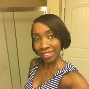Meet your Posher, Latisha